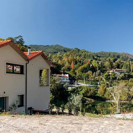 Serracao House - Geres 度假居