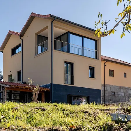 Serracao House - Geres Vakantiehuis *