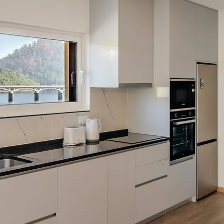 Serracao House - Geres 度假居 Rio Caldo