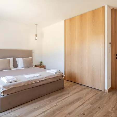 Serracao House - Geres 度假居 *