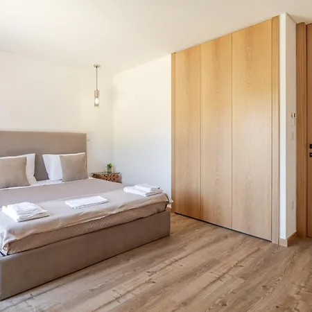 Serracao House - Geres بيت للعطل *